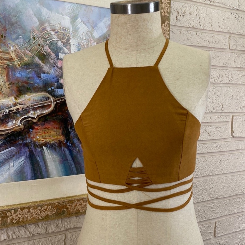 🌹2b BeBe Faux Suede Halter Style Crop Top